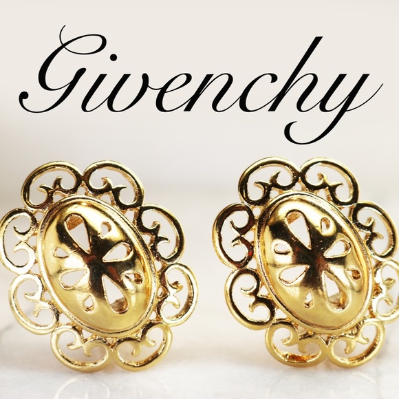 Givenchy Jewelry - ⚜️ Vintage Givenchy Gold Clip On Earrings ⚜️